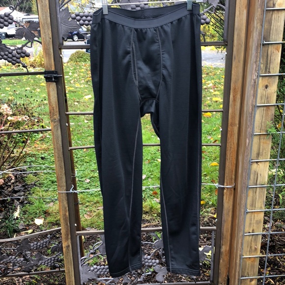 REI Other - REI black polyester blend long underwear size XL